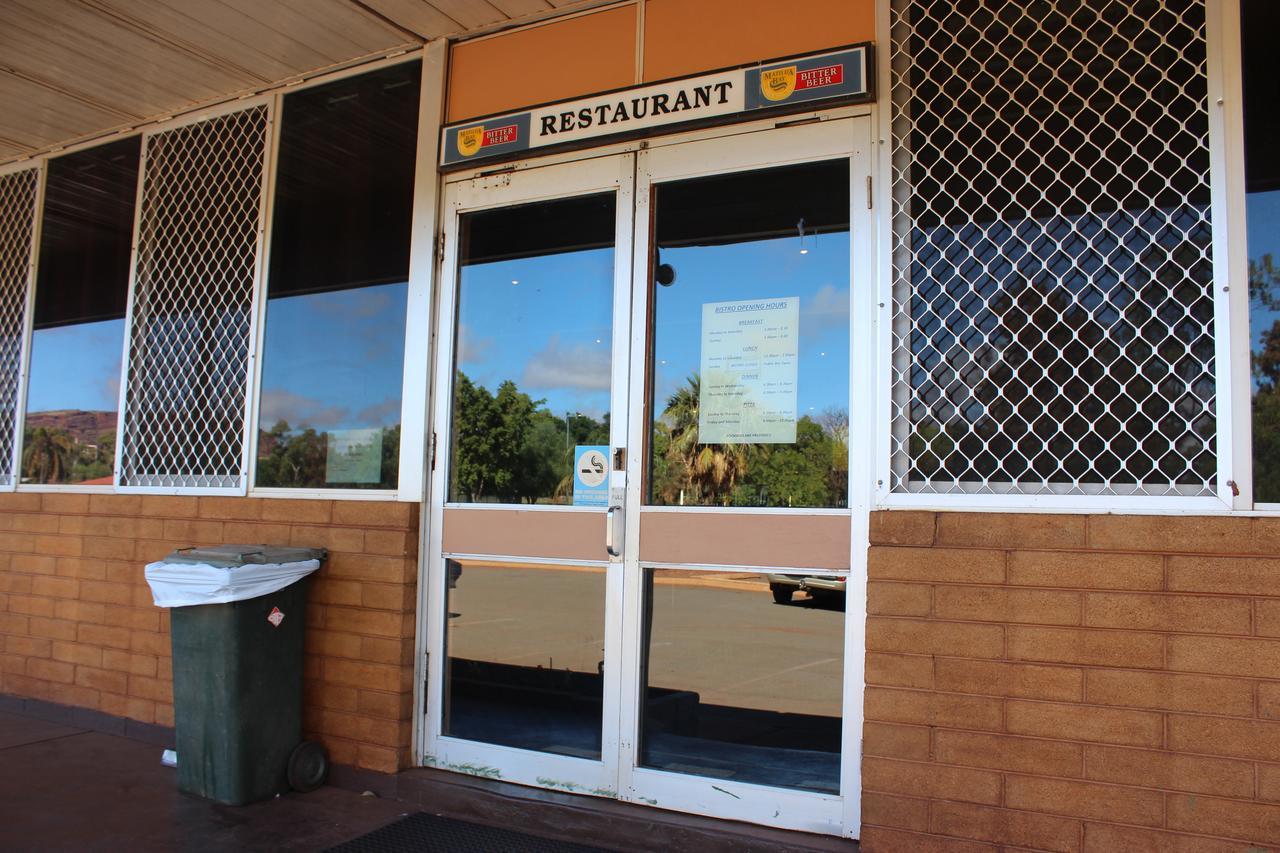 Tom Price Hotel Motel Exterior photo